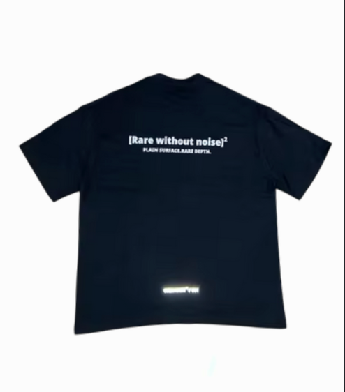 Ordinary² tee detail